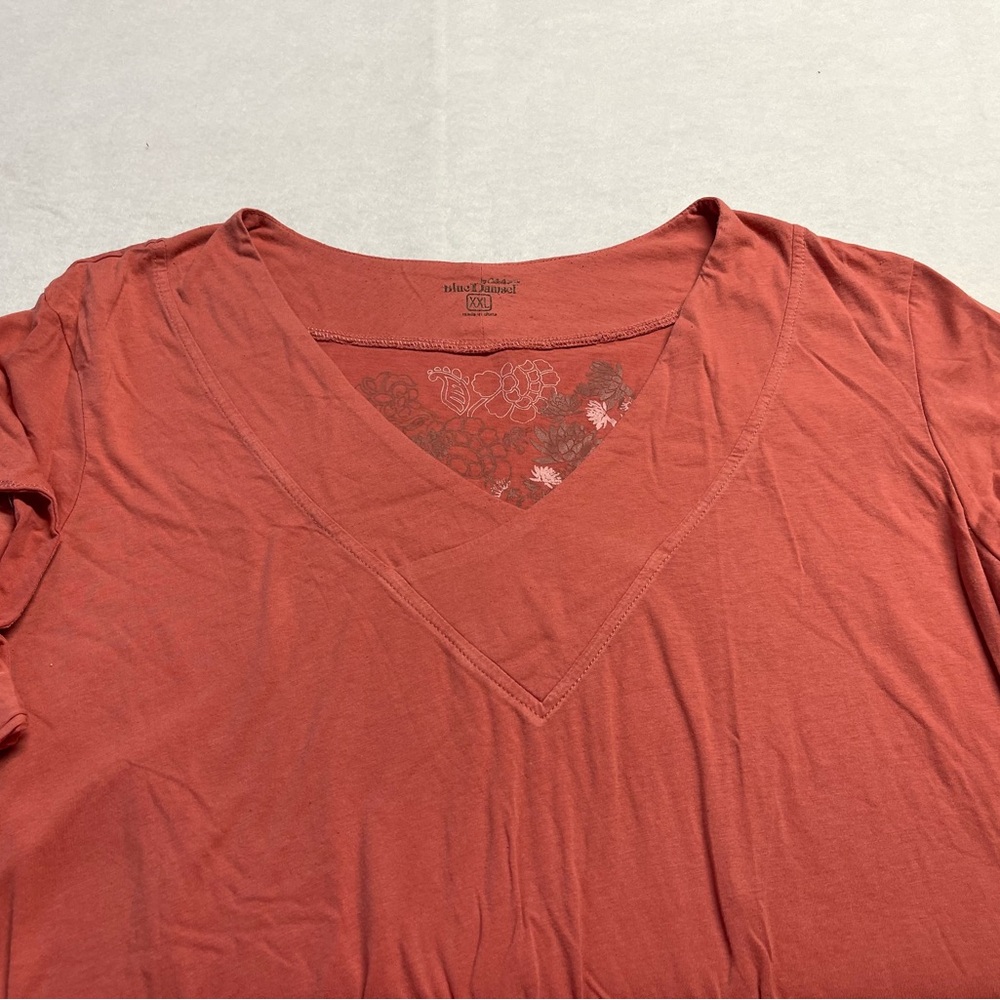 Cabela’s long sleeved v-neck shirt